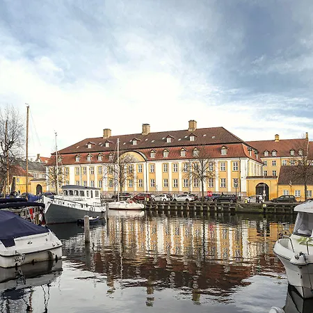 Szálloda Kanalhuset