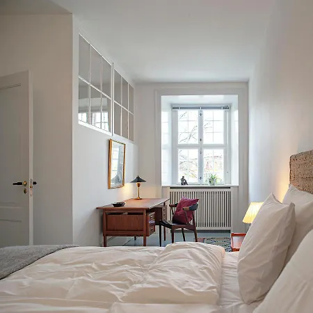 Kanalhuset Hotel *