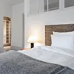 Kanalhuset Hotell *